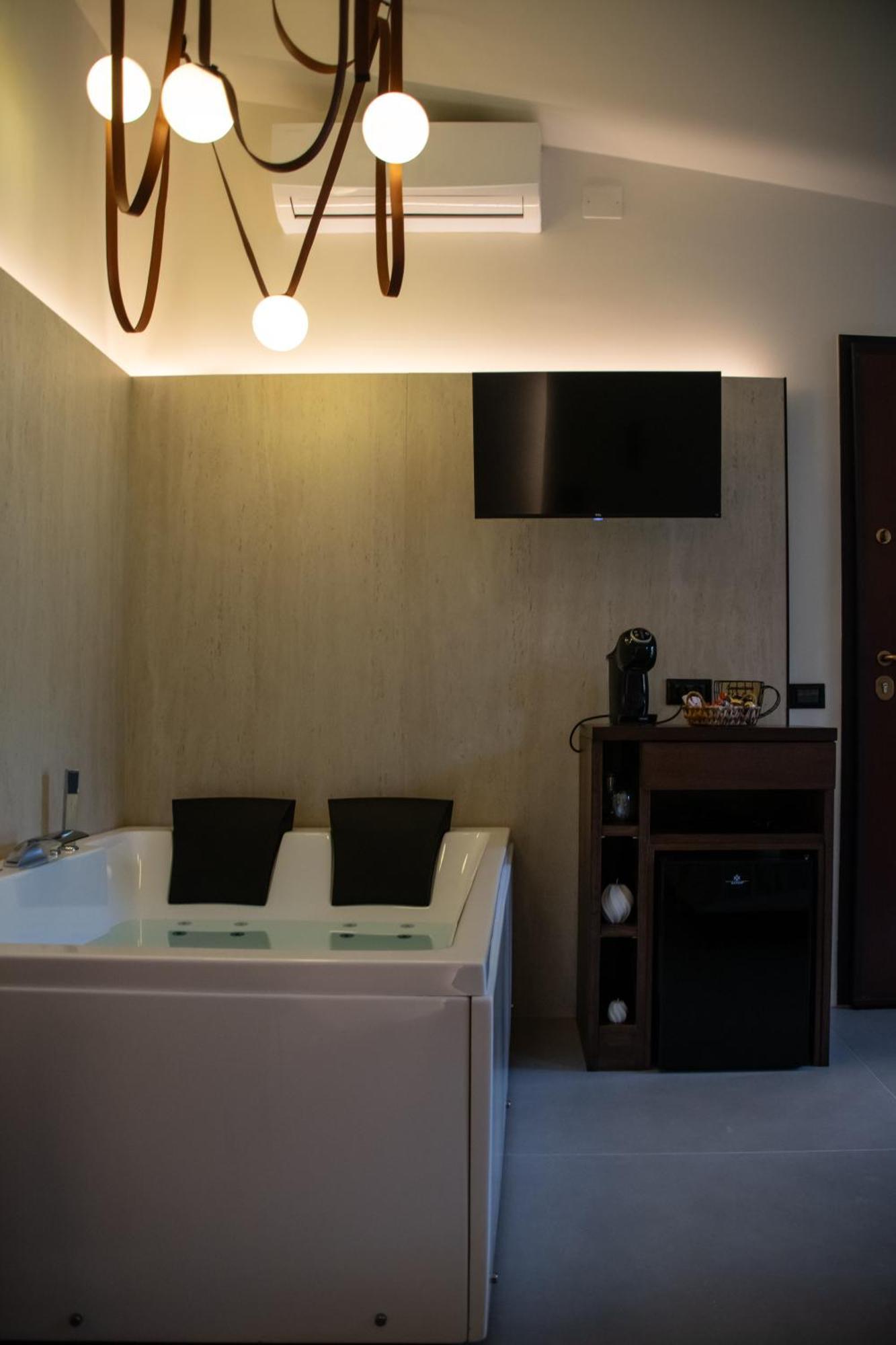 Real Suite Spa Palermo Eksteriør bilde